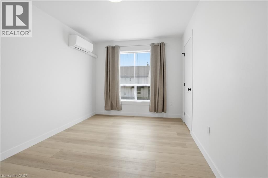 1110 Cannon Street E Unit# A, Hamilton, Ontario  L8L 2J6 - Photo 12 - 40821568