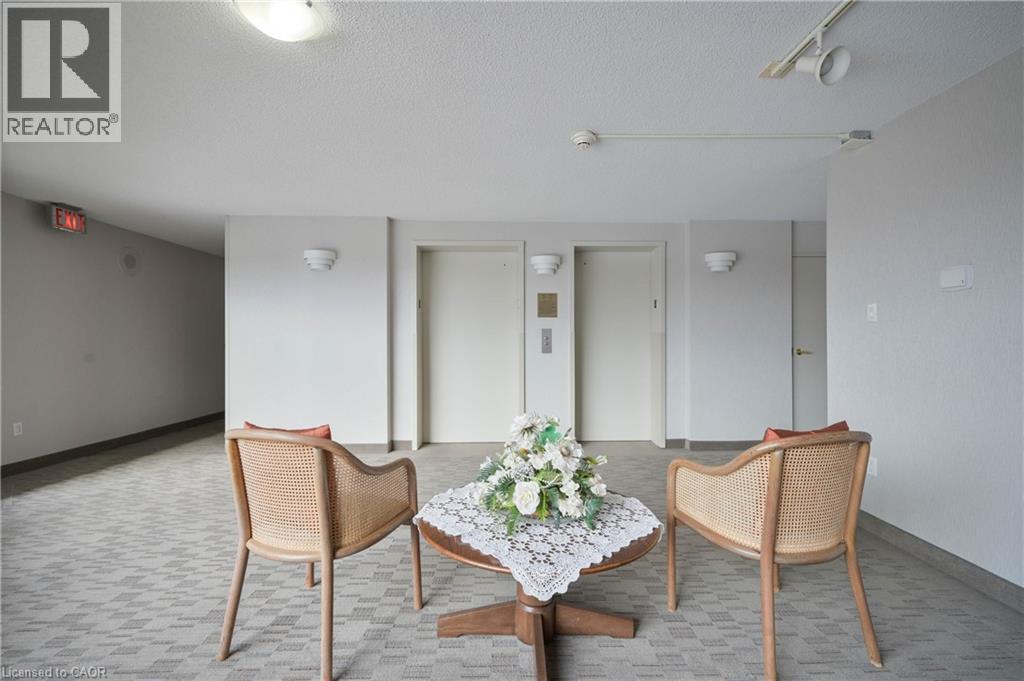 1414 King Street E Unit# 302, Kitchener, Ontario  N2G 4T8 - Photo 4 - 40821337