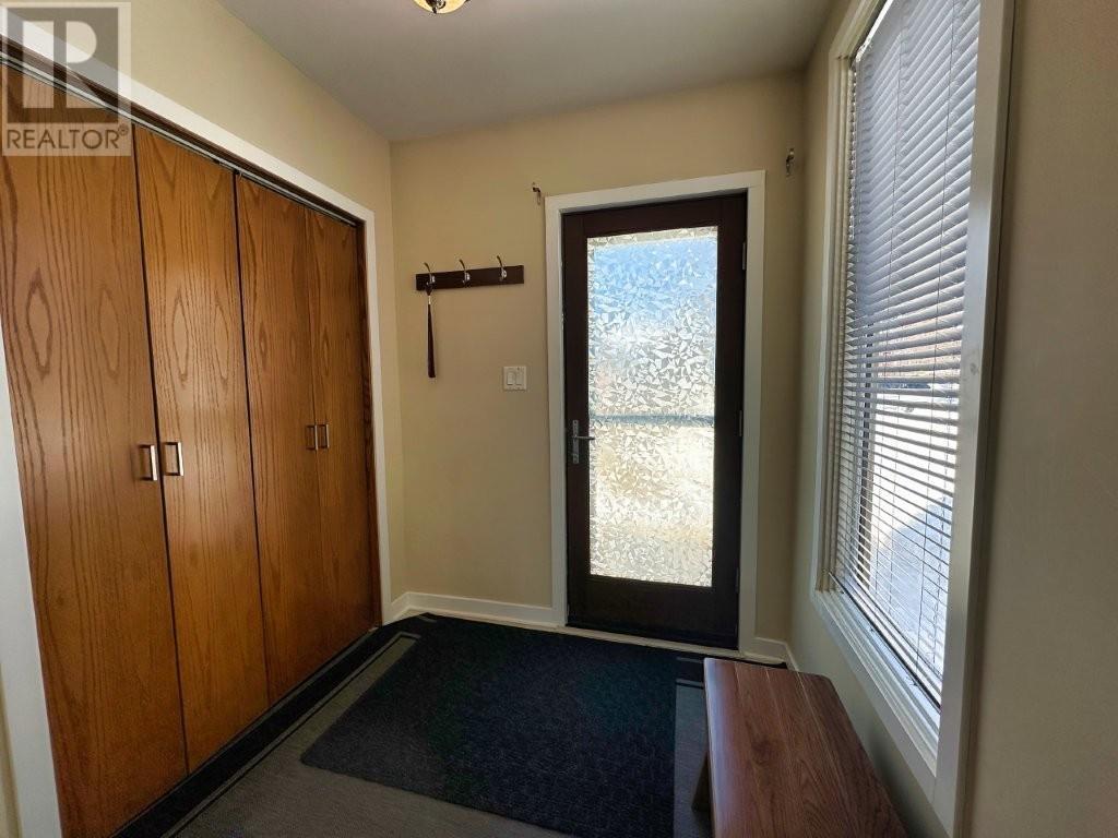 77 Prospect Ave, Thunder Bay, Ontario  P7A 5L1 - Photo 4 - TB2600647