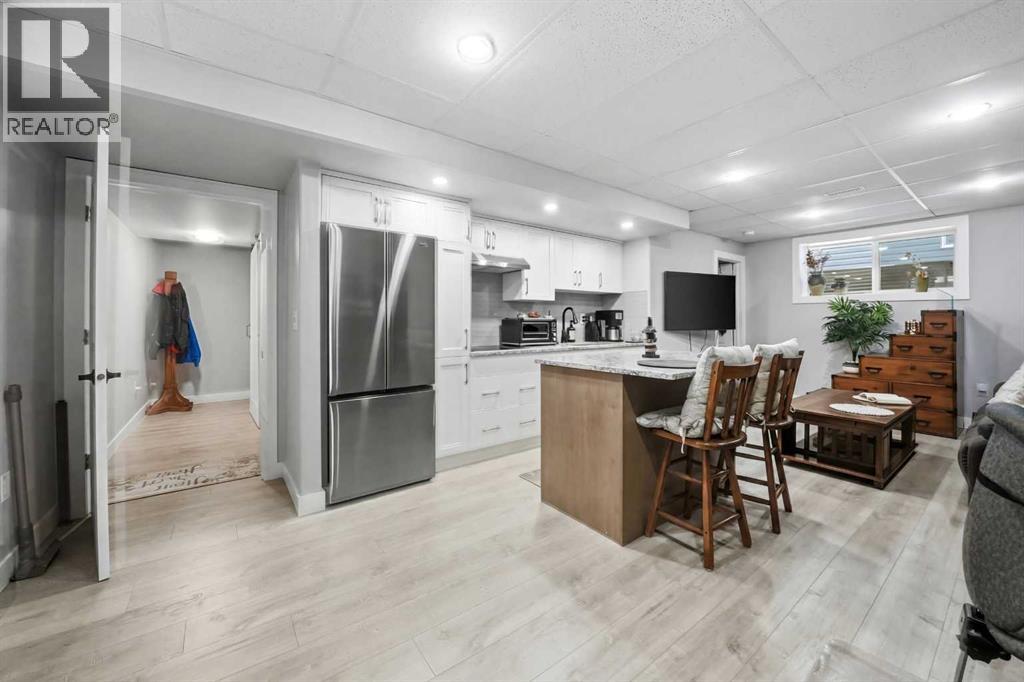 118 Viscount Drive, Red Deer, Alberta  T4R 0M6 - Photo 24 - A2297291