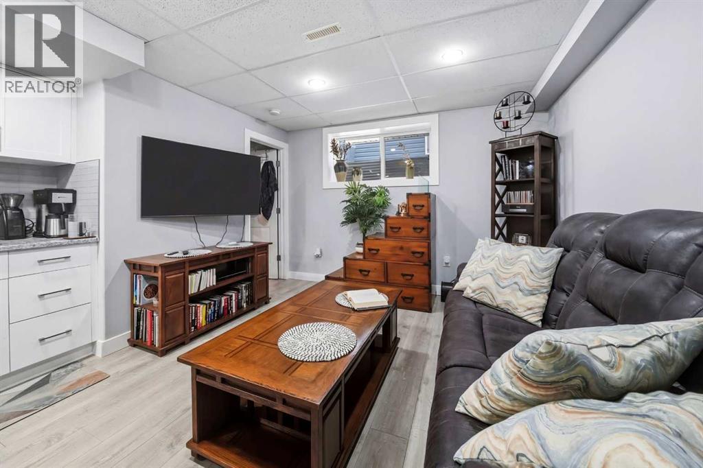 118 Viscount Drive, Red Deer, Alberta  T4R 0M6 - Photo 25 - A2297291