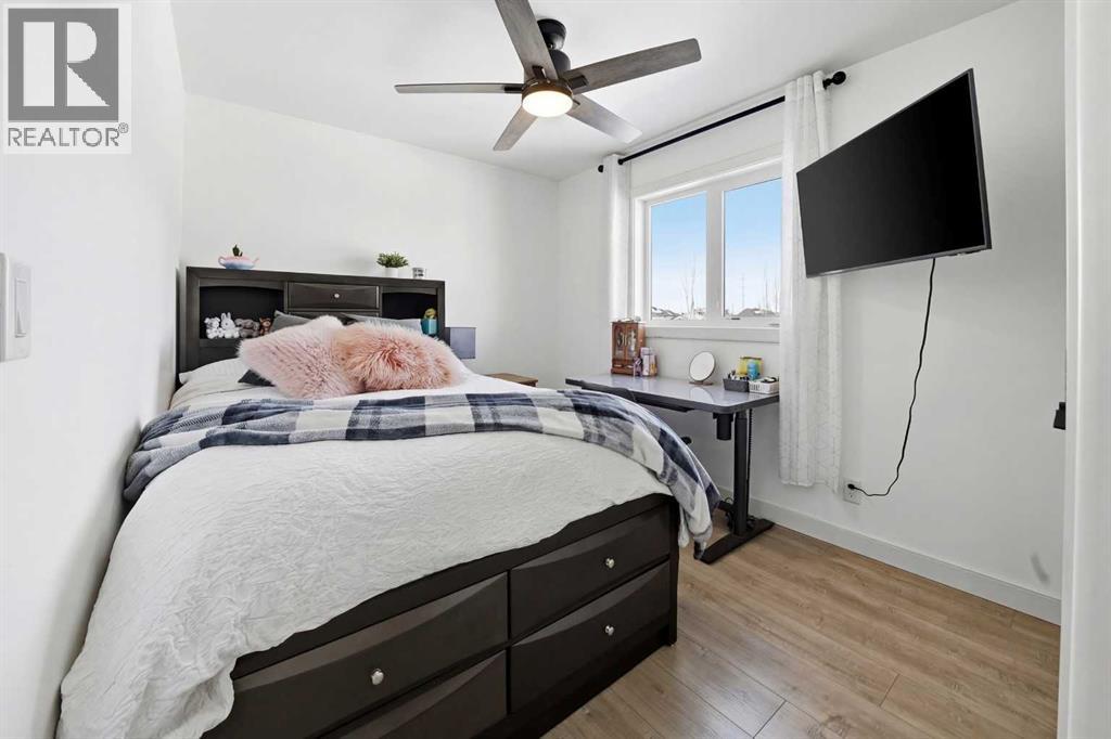 118 Viscount Drive, Red Deer, Alberta  T4R 0M6 - Photo 15 - A2297291