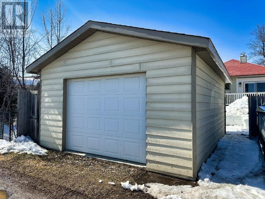 77 Prospect Ave, Thunder Bay, Ontario  P7A 5L1 - Photo 43 - TB2600647