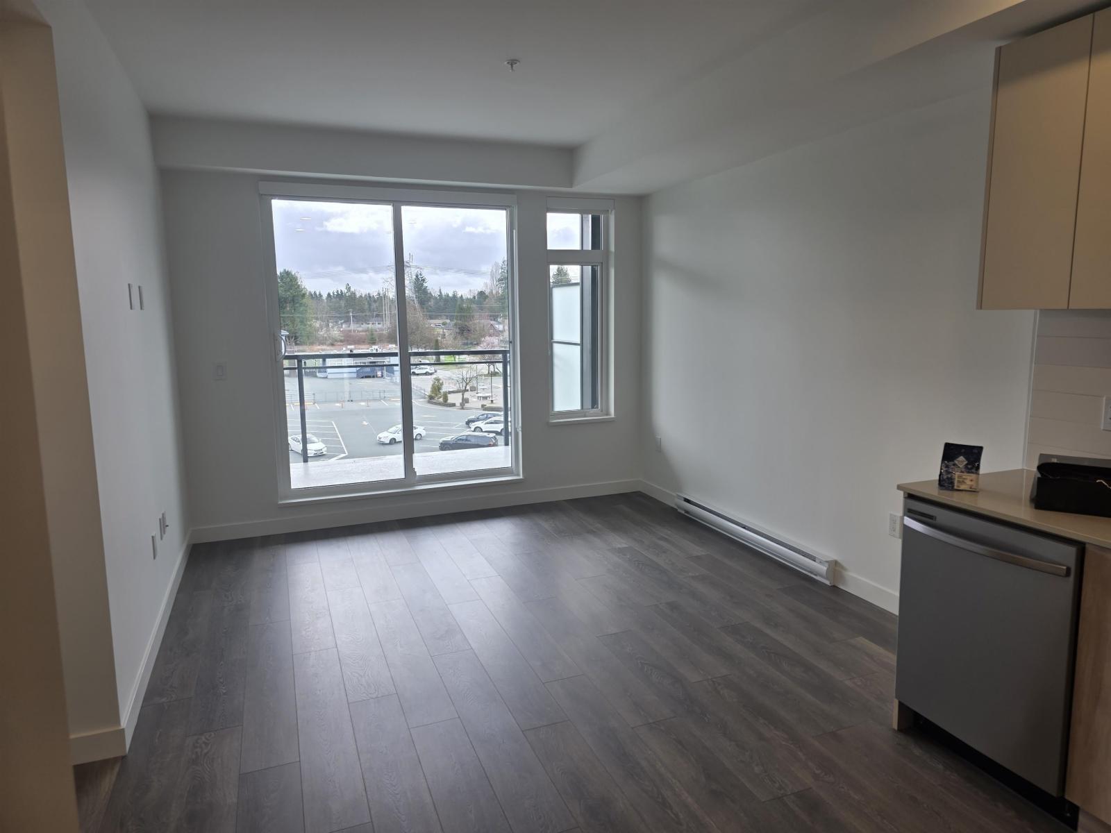 D506 10485 139 Street, Surrey, British Columbia  V3T 0W6 - Photo 4 - R3111580