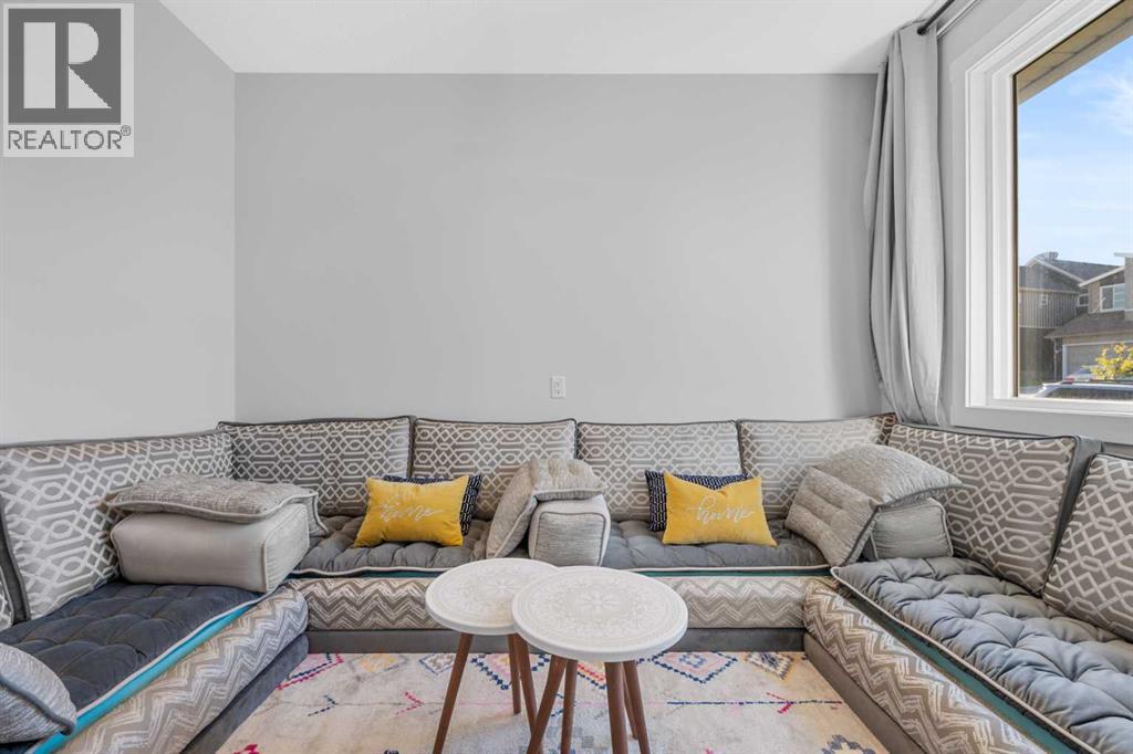 571 Livingston Way NE, Calgary, Alberta  T3P 0V9 - Photo 14 - A2286725