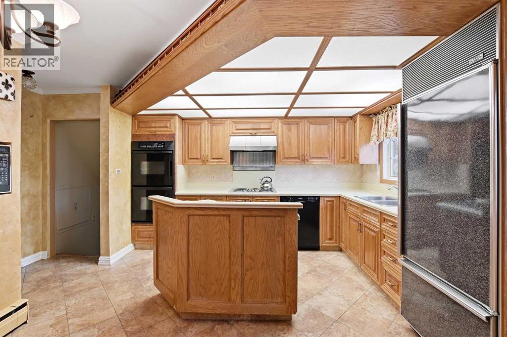 3919 43 Avenue, Red Deer, Alberta  T4N 3B8 - Photo 9 - A2302120