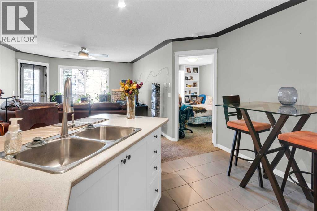 203, 345 Rocky Vista Park NW, Calgary, Alberta  T3G 5K6 - Photo 8 - A2292690