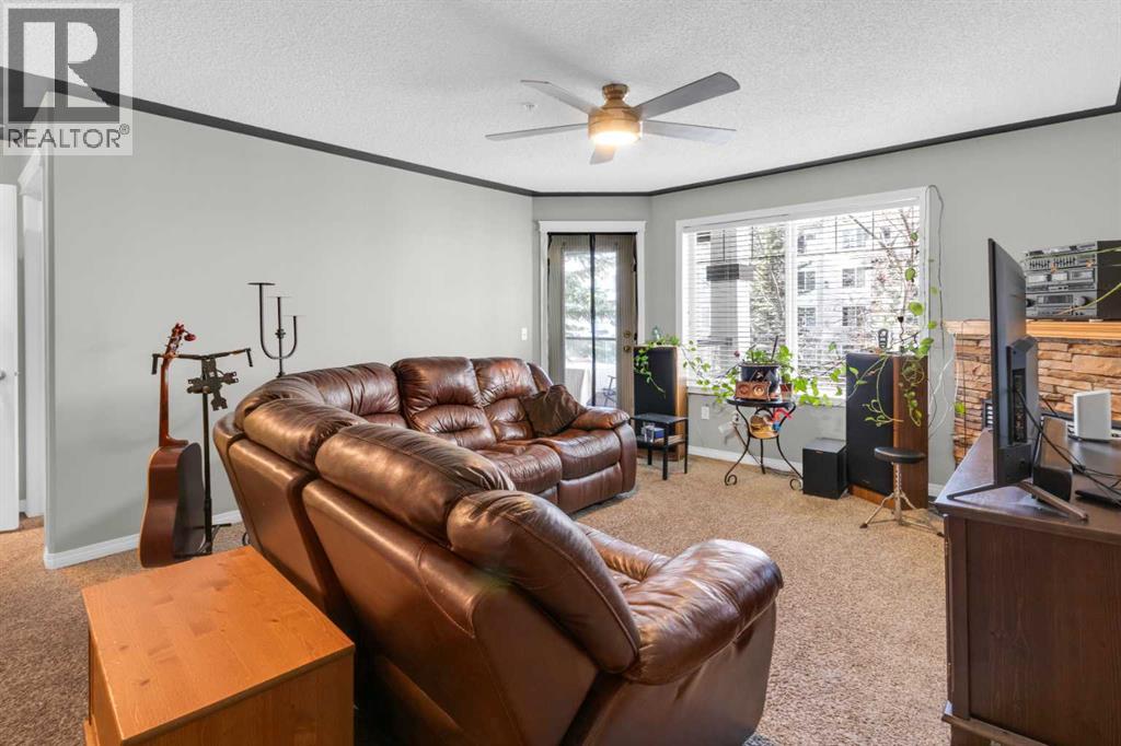 203, 345 Rocky Vista Park NW, Calgary, Alberta  T3G 5K6 - Photo 12 - A2292690