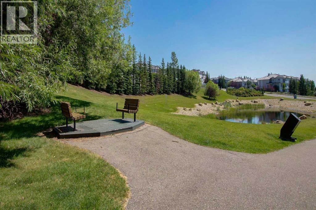 203, 345 Rocky Vista Park NW, Calgary, Alberta  T3G 5K6 - Photo 38 - A2292690