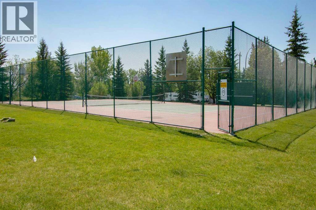 203, 345 Rocky Vista Park NW, Calgary, Alberta  T3G 5K6 - Photo 41 - A2292690