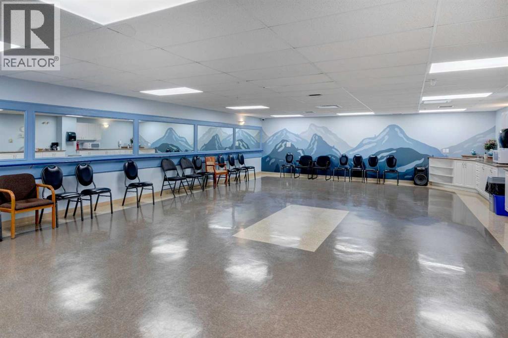 203, 345 Rocky Vista Park NW, Calgary, Alberta  T3G 5K6 - Photo 31 - A2292690