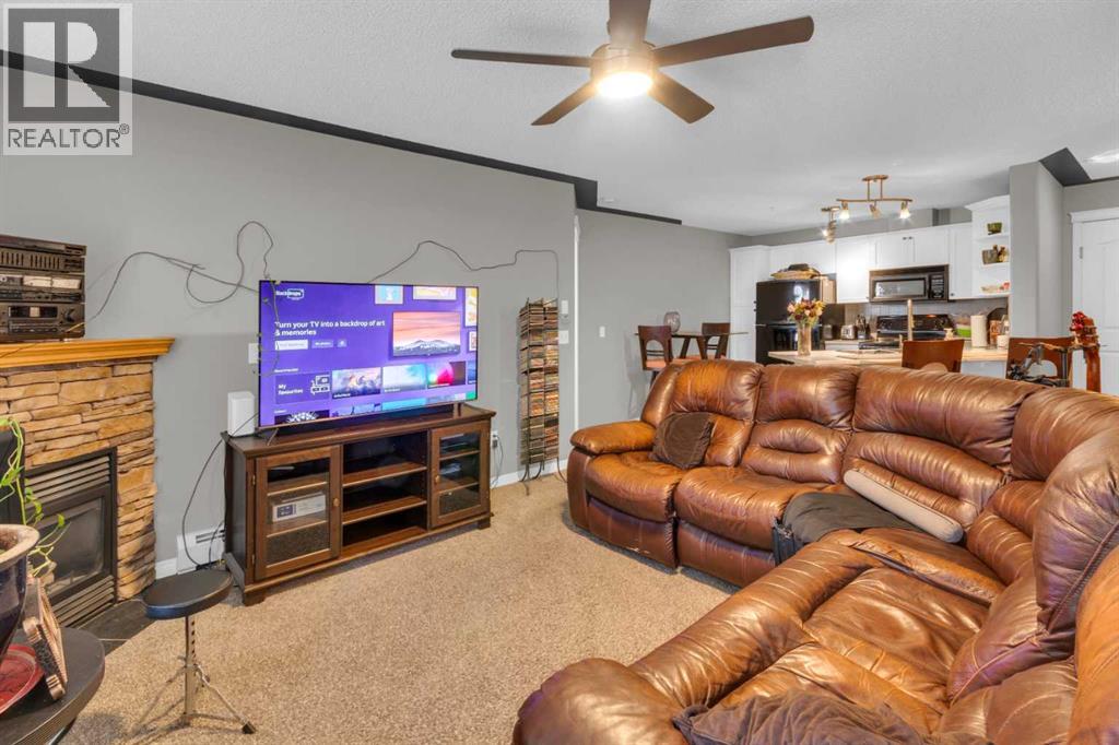 203, 345 Rocky Vista Park NW, Calgary, Alberta  T3G 5K6 - Photo 10 - A2292690