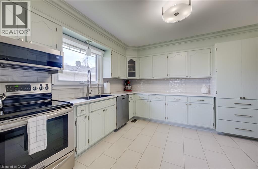 4 Ronald Road, Cambridge, Ontario  N1S 4N1 - Photo 11 - 40821590