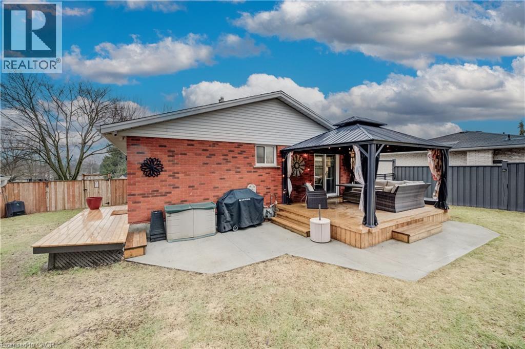 4 Ronald Road, Cambridge, Ontario  N1S 4N1 - Photo 27 - 40821590