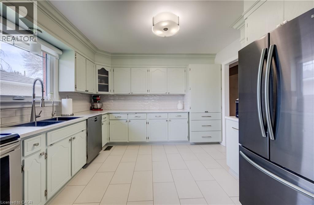 4 Ronald Road, Cambridge, Ontario  N1S 4N1 - Photo 10 - 40821590