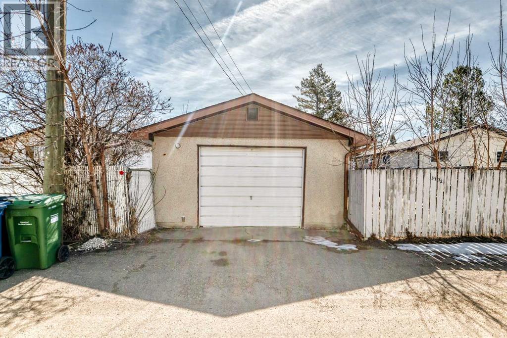 3772 Dover Ridge Drive SE, Calgary, Alberta  T2B 2C9 - Photo 37 - A2300186