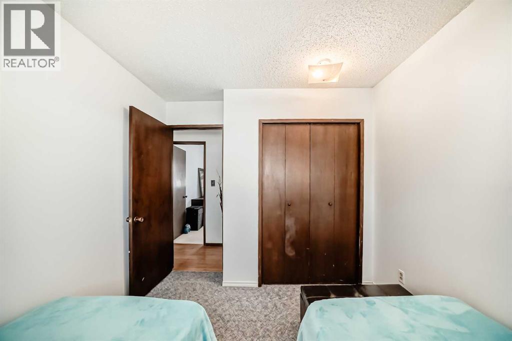 3772 Dover Ridge Drive SE, Calgary, Alberta  T2B 2C9 - Photo 13 - A2300186