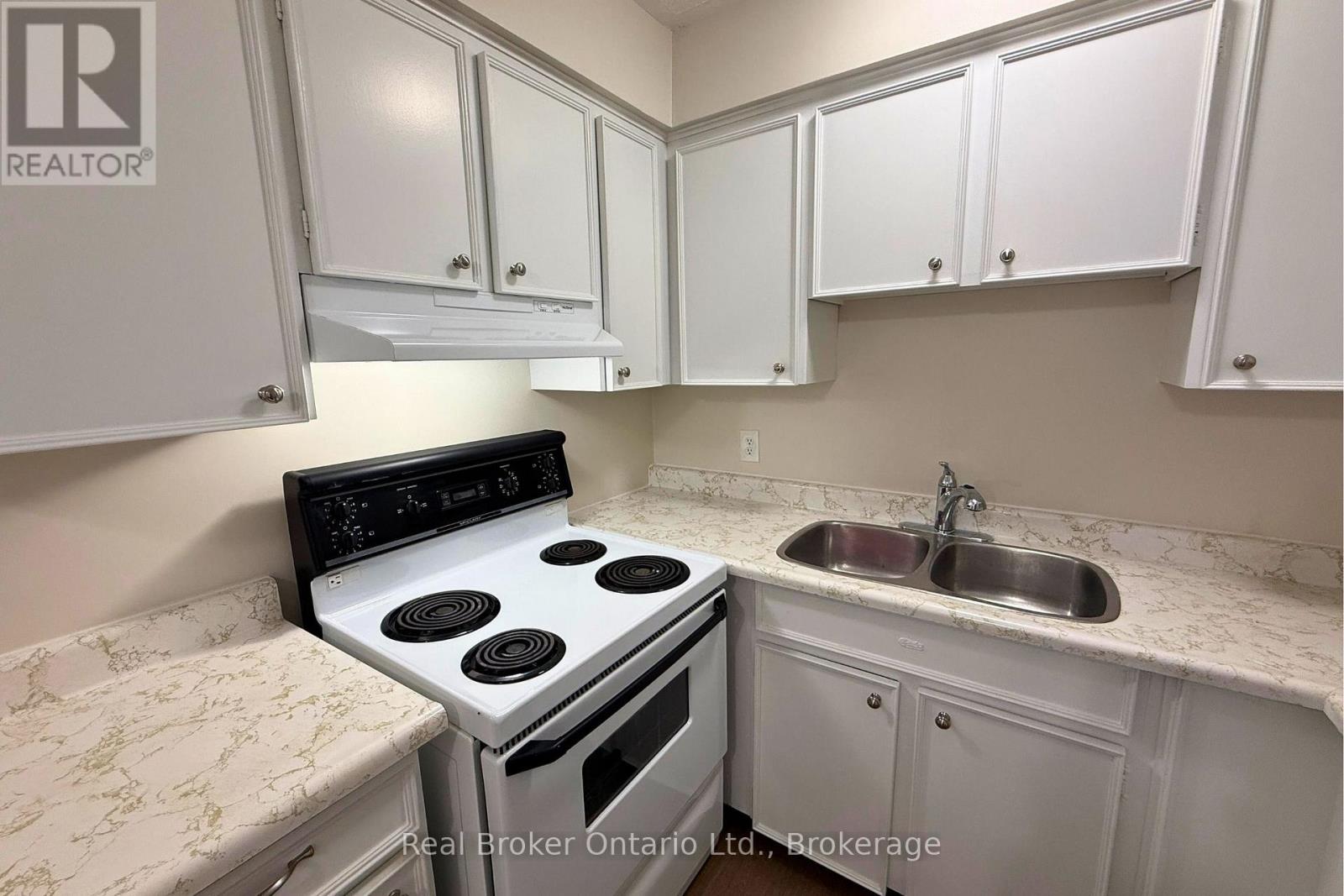 8 - 301 West Street N, Orillia, Ontario  L3V 5E1 - Photo 6 - S12893060