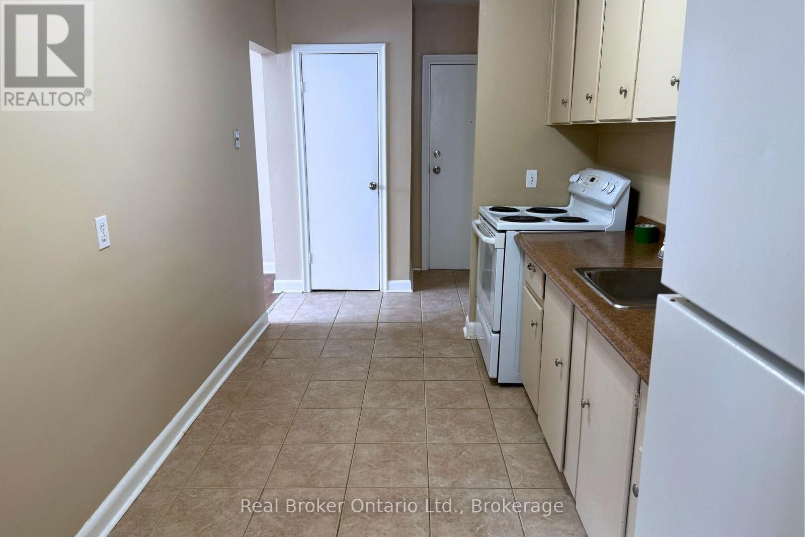 10 - 316 Peter Street N, Orillia, Ontario  L3V 5A2 - Photo 7 - S12892580