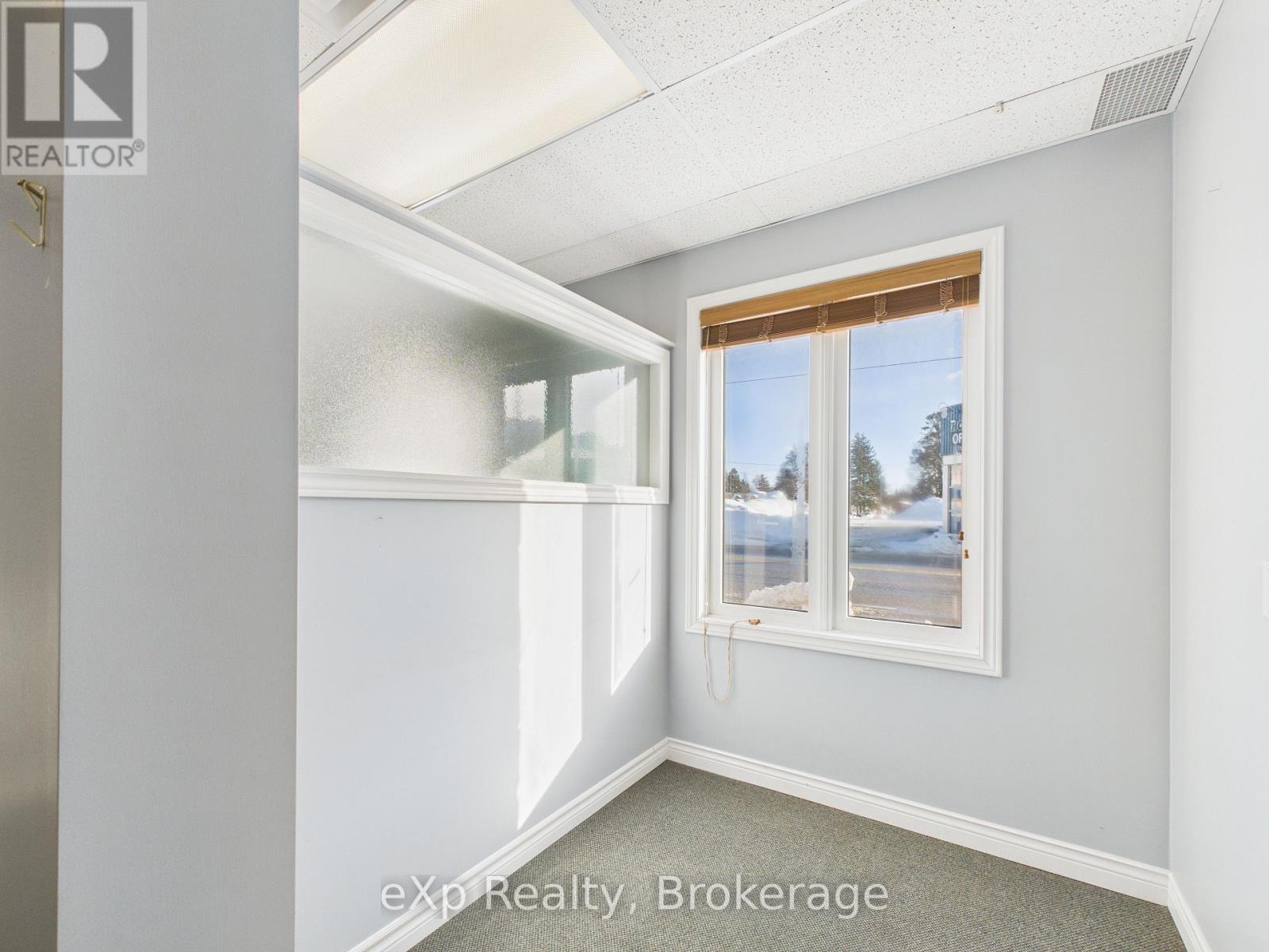 414 10th St 10th Street, Hanover, Ontario  N4N 1P6 - Photo 10 - X12740116