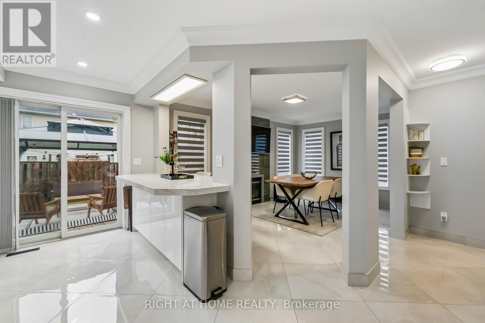 23 Coates Drive, Milton (De Dempsey), Ontario  L9T 5R4 - Photo 20 - W12955694