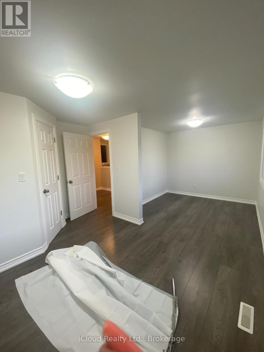 62 - 81 Hansen Road, Brampton, Ontario  L6V 3C7 - Photo 4 - W12682698