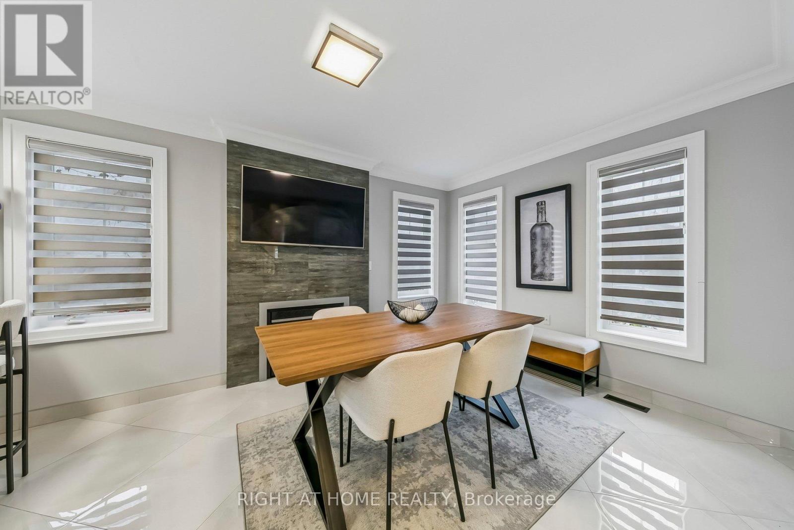 23 Coates Drive, Milton (De Dempsey), Ontario  L9T 5R4 - Photo 11 - W12955694