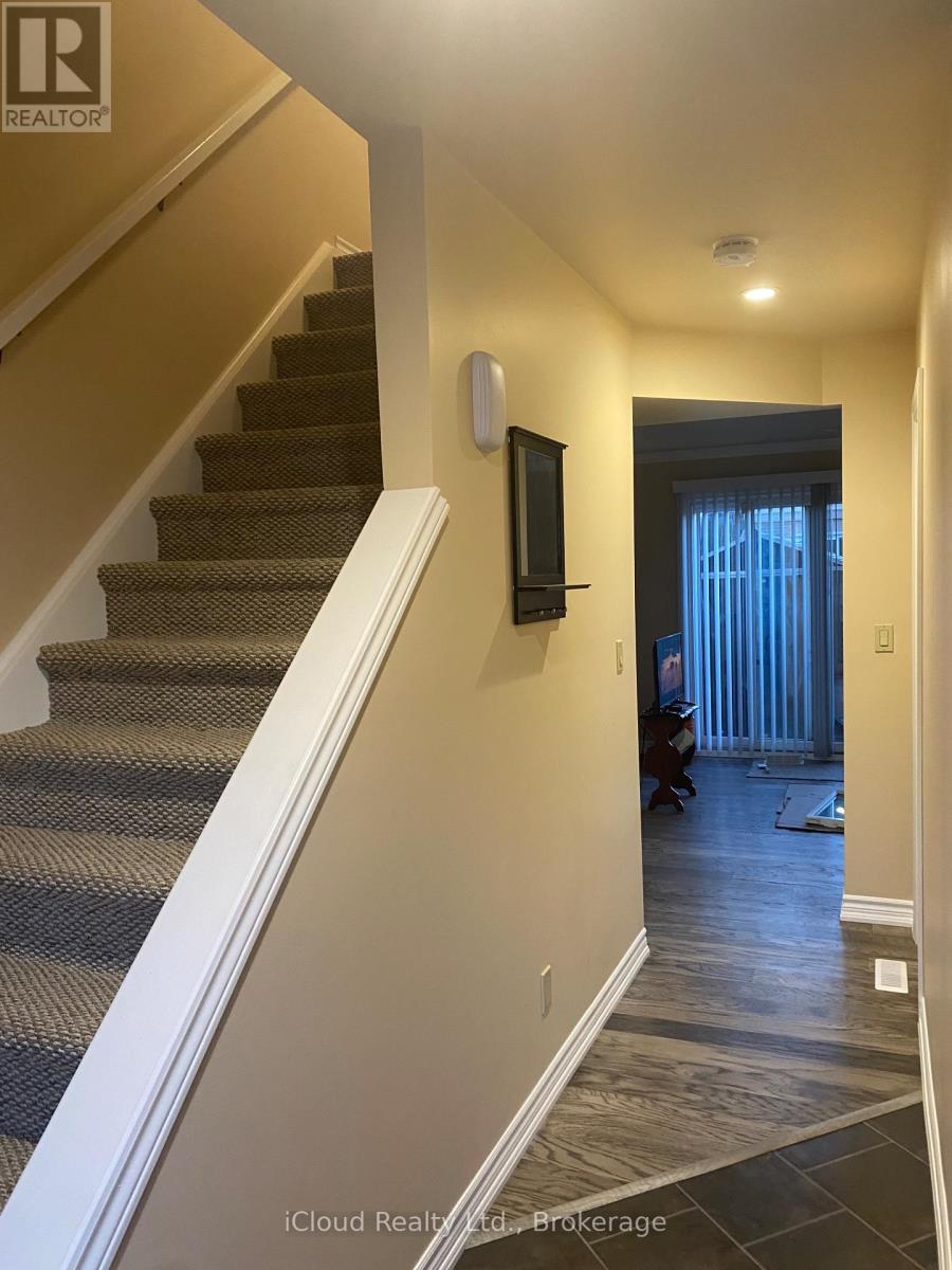 62 - 81 Hansen Road, Brampton, Ontario  L6V 3C7 - Photo 9 - W12682698