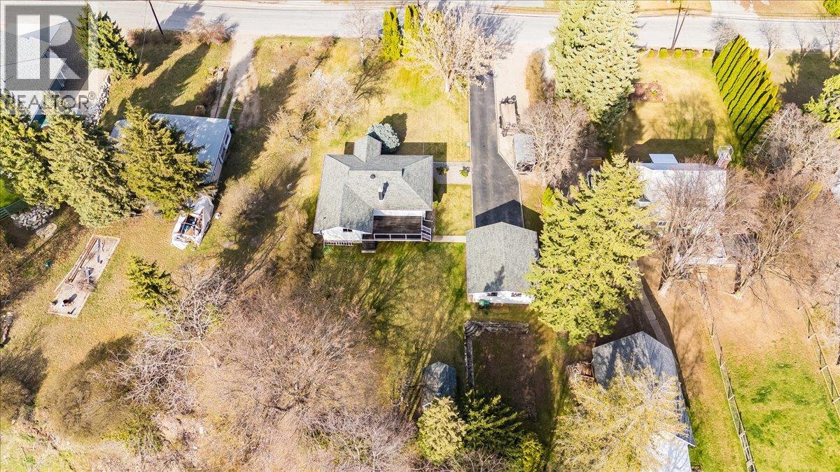 112 100th Street, Castlegar, British Columbia  V1N 3C5 - Photo 45 - 10383261