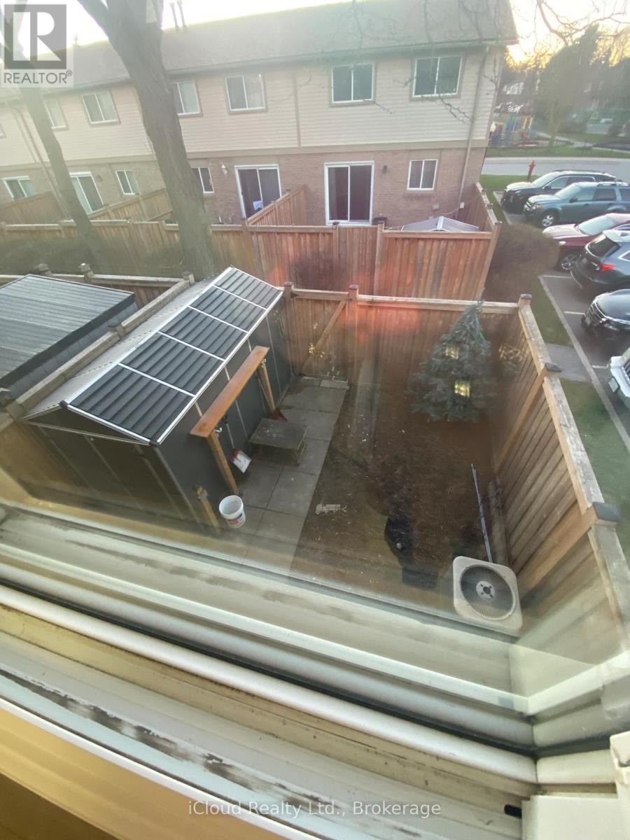 62 - 81 Hansen Road, Brampton, Ontario  L6V 3C7 - Photo 13 - W12682698