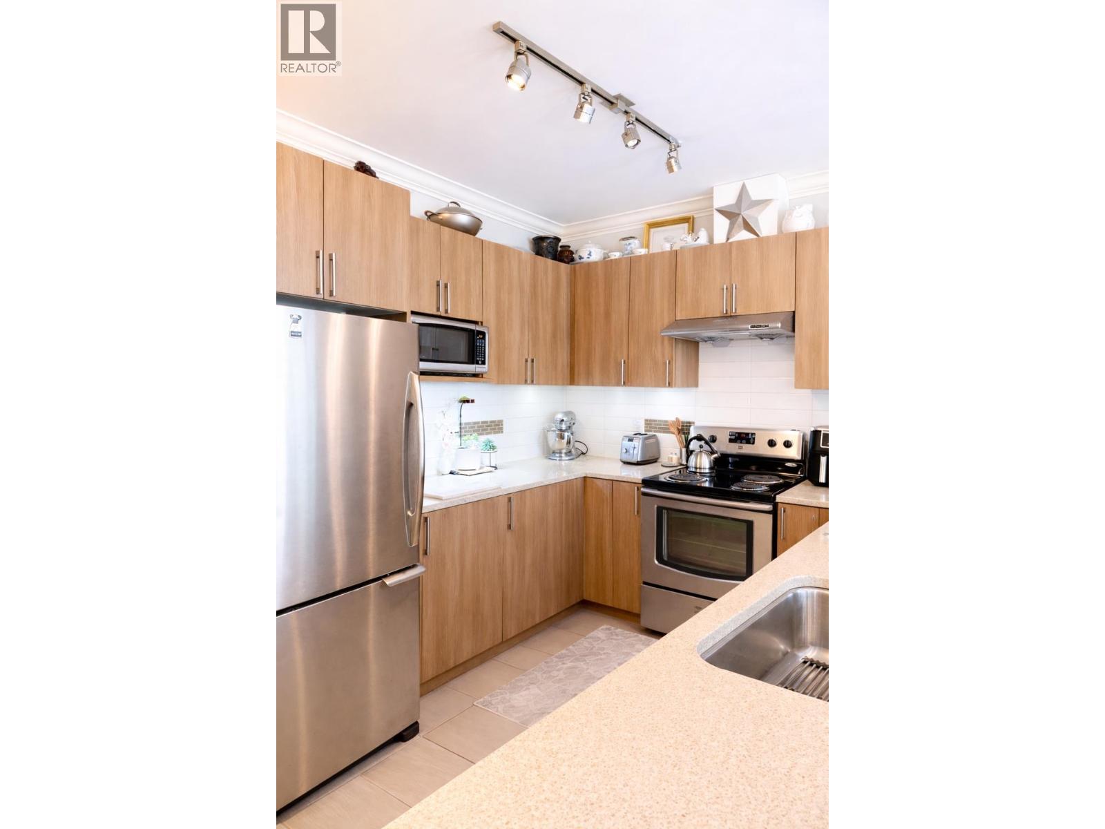 103 11566 224 Street, Maple Ridge, British Columbia  V2X 9C9 - Photo 7 - R3112335