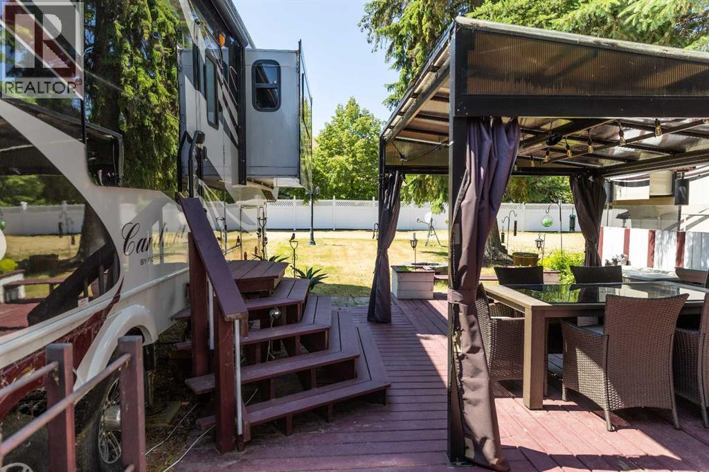 3, 12044 Township Road 422, Rural Ponoka County, Alberta