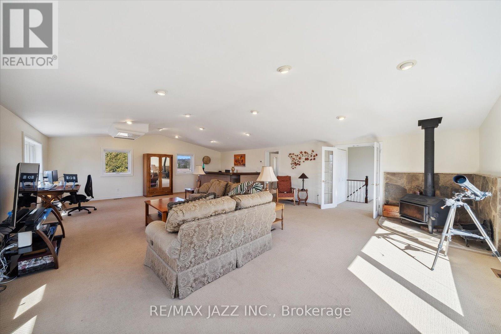 8733 Leskard Road, Clarington, Ontario  L0B 1M0 - Photo 22 - E13008366