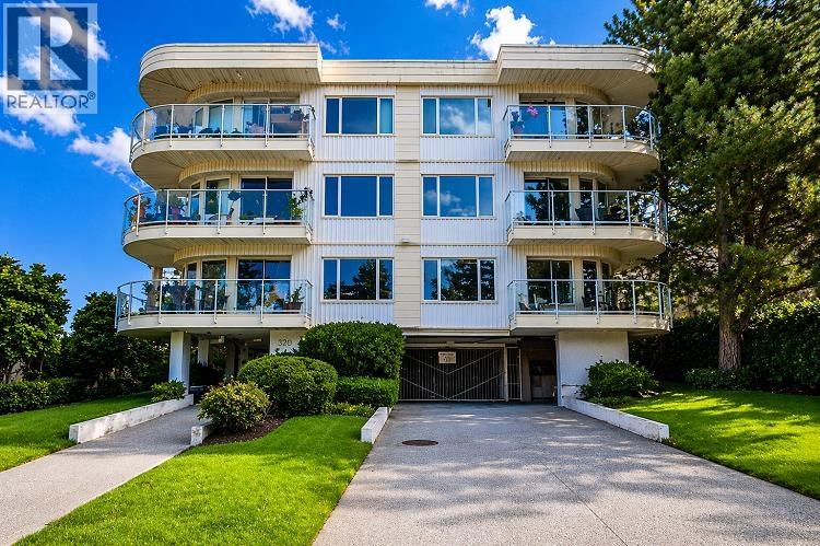 202 320 W 2nd Street, North Vancouver, British Columbia  V7M 1E1 - Photo 2 - R3106728