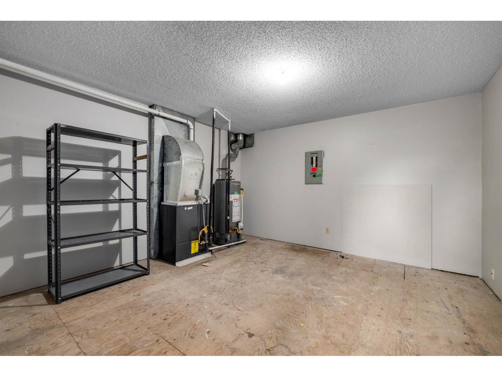 18208 21a Avenue, Surrey, British Columbia  V3Z 9W2 - Photo 15 - R3103771