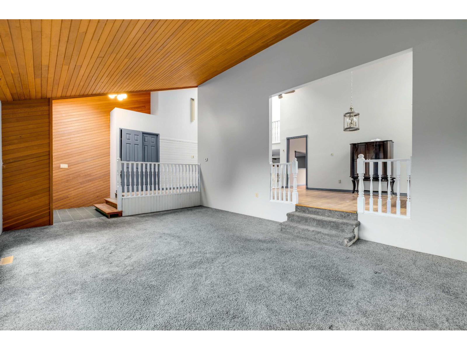 18208 21a Avenue, Surrey, British Columbia  V3Z 9W2 - Photo 6 - R3103771