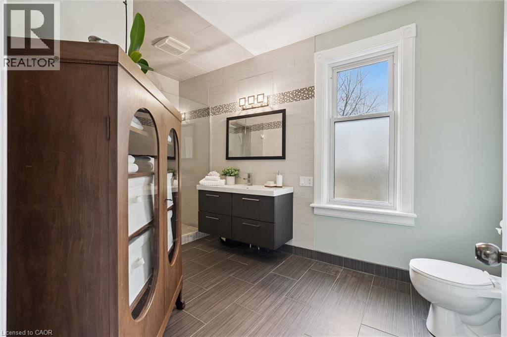 15 Samuel Street, Kitchener, Ontario  N2H 1N9 - Photo 28 - 40821197