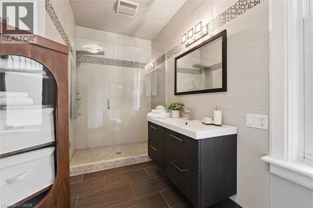 15 Samuel Street, Kitchener, Ontario  N2H 1N9 - Photo 29 - 40821197