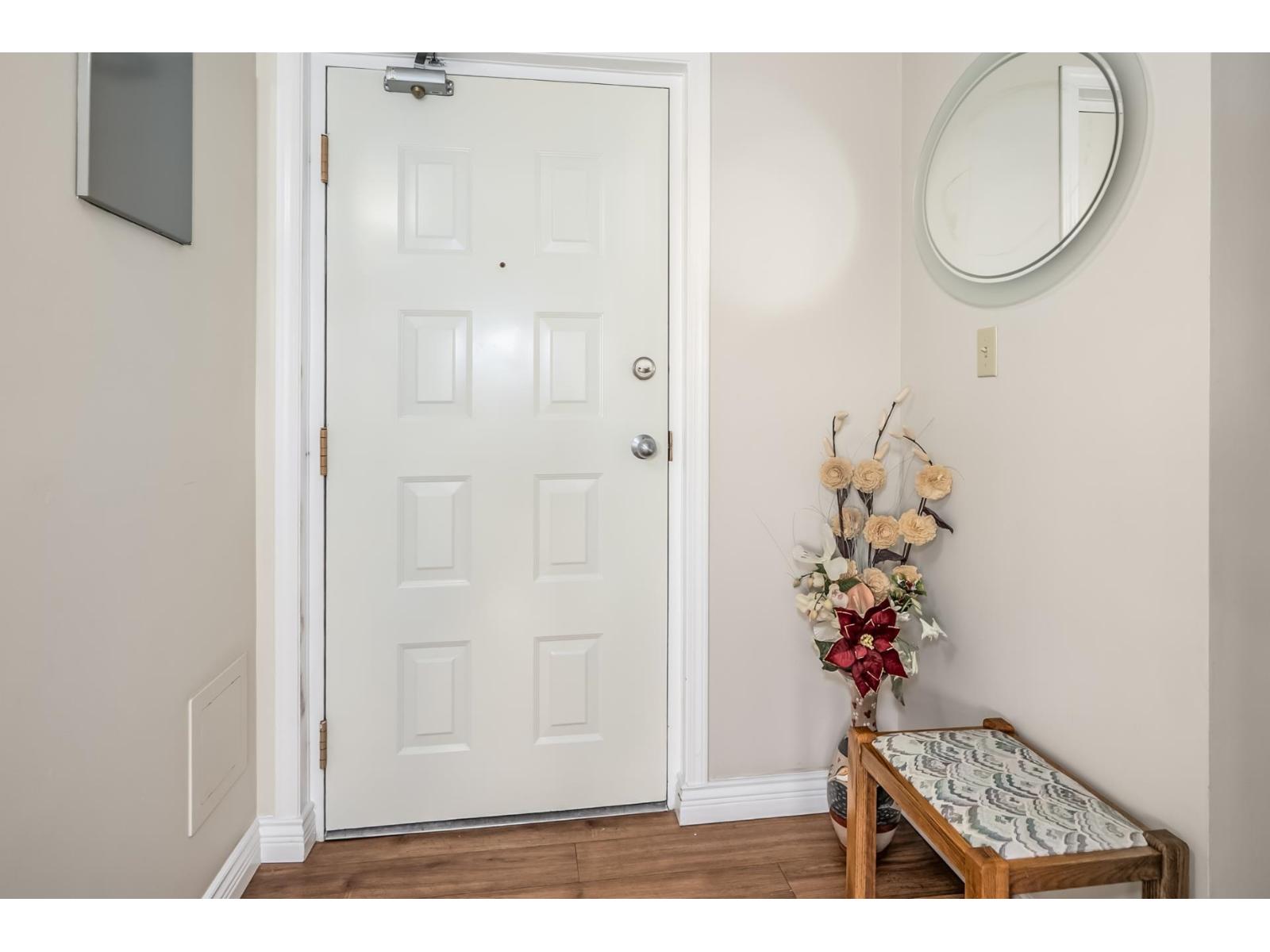 707 31955 Old Yale Road, Abbotsford, British Columbia  V2T 4N1 - Photo 2 - R3110985