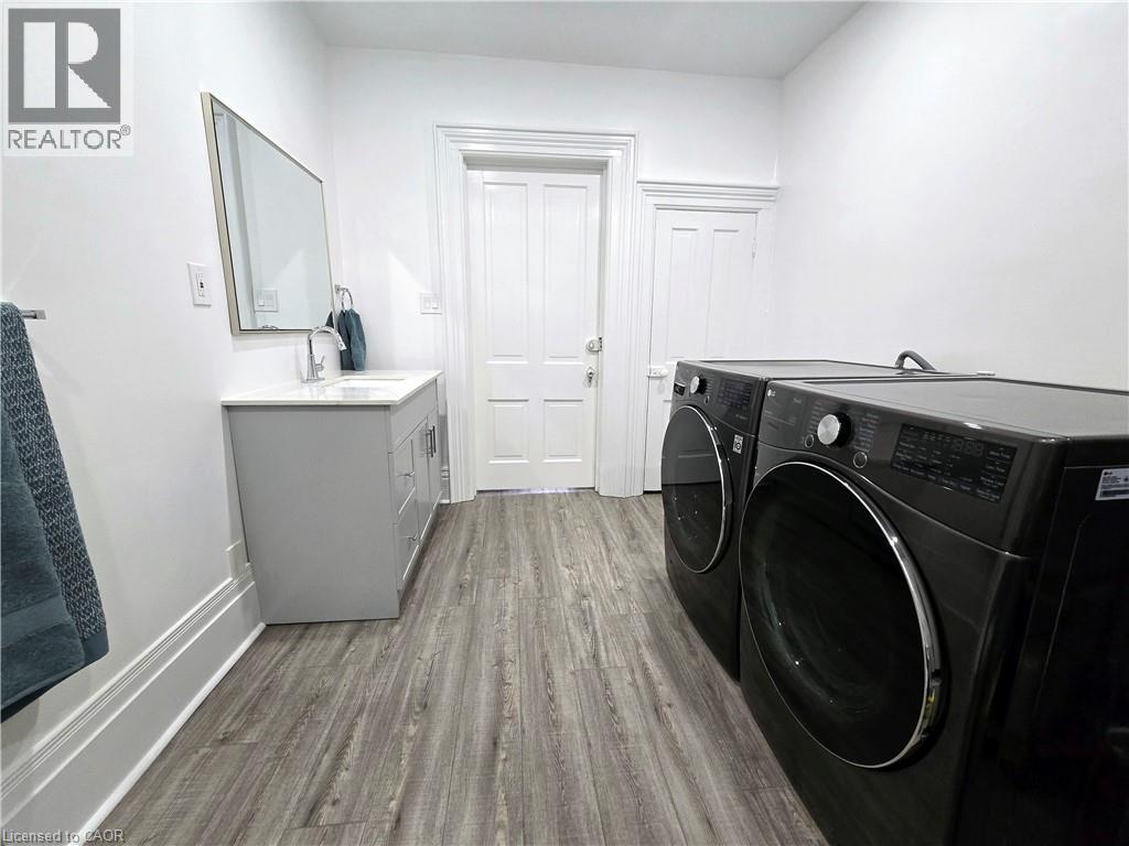 12 Pearl Street, Brantford, Ontario  N3T 3N4 - Photo 20 - 40821294