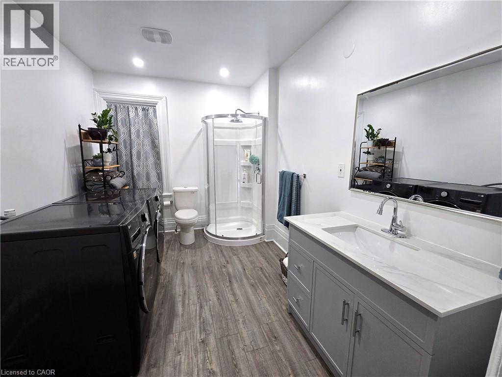 12 Pearl Street, Brantford, Ontario  N3T 3N4 - Photo 18 - 40821294