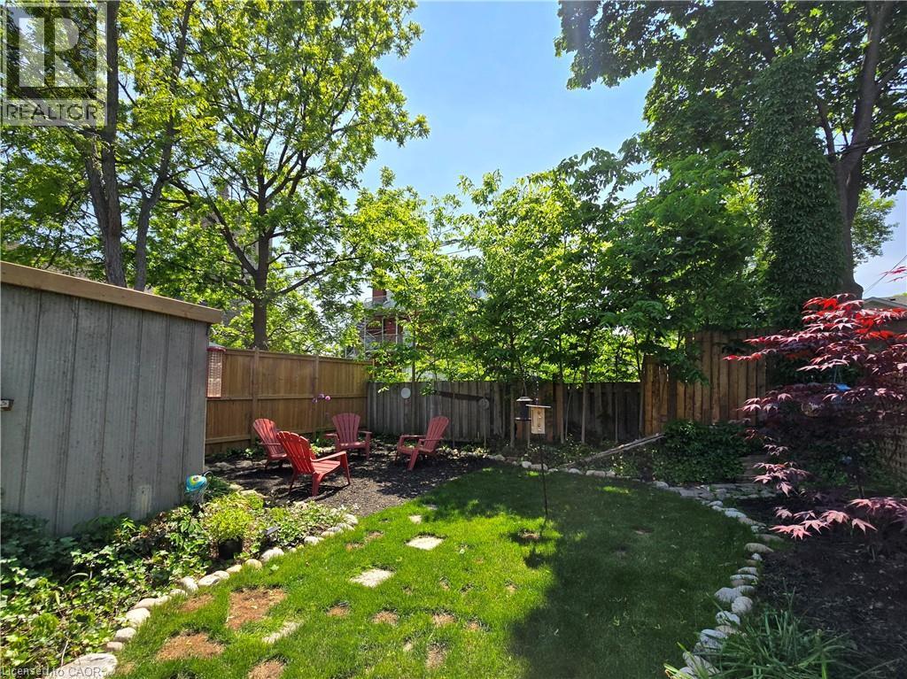 12 Pearl Street, Brantford, Ontario  N3T 3N4 - Photo 33 - 40821294