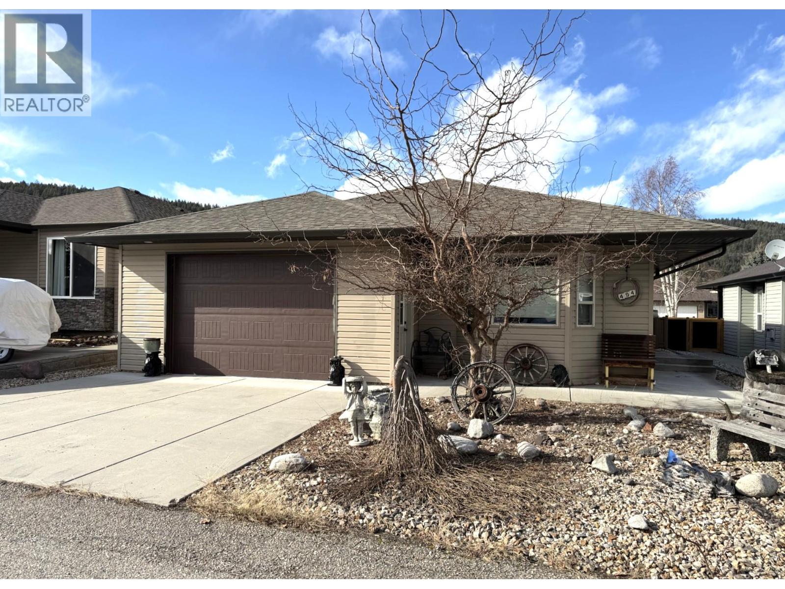 494 Kingfisher Avenue, Vernon, British Columbia  V1H 2A1 - Photo 3 - 10383643