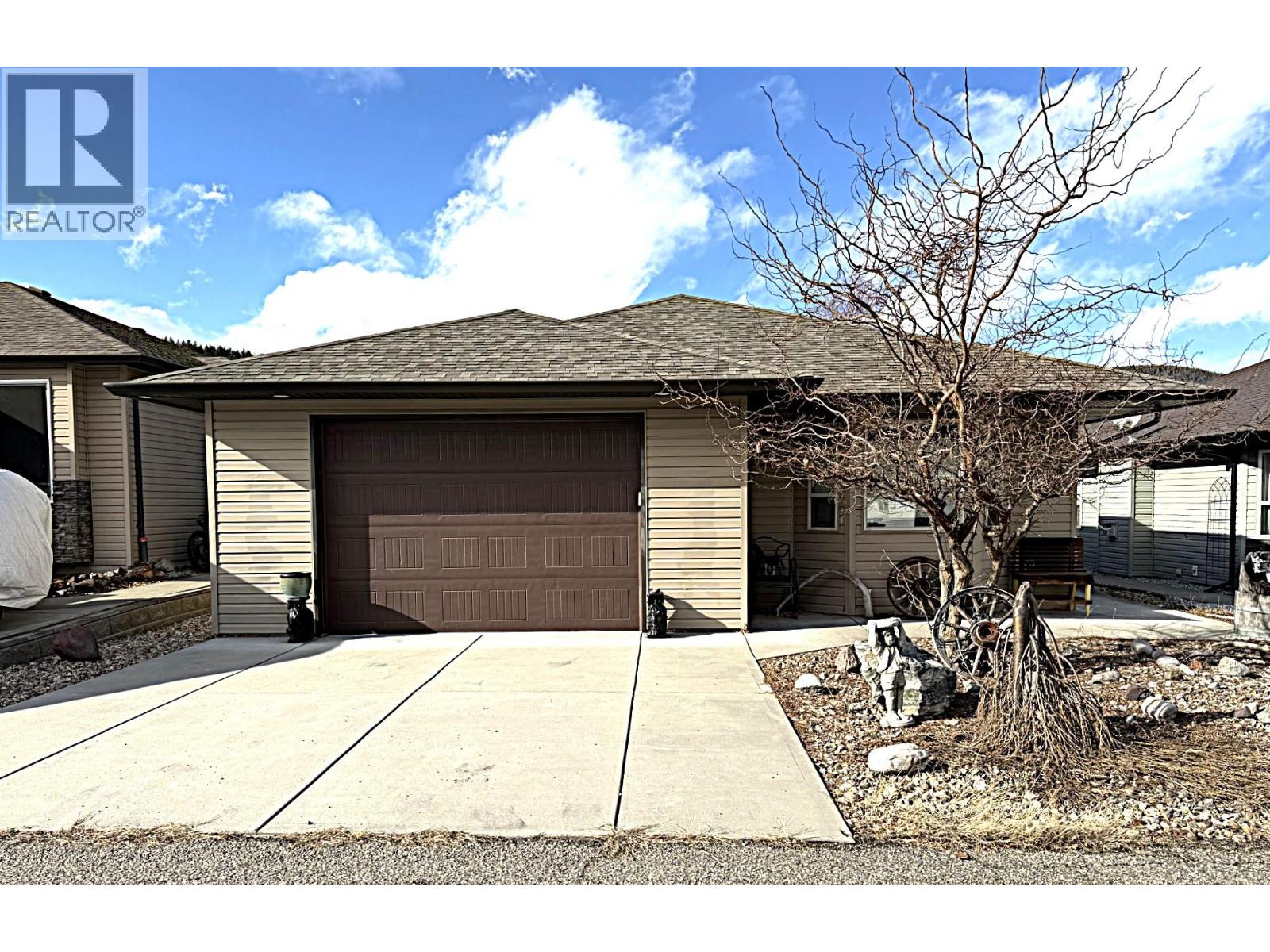 494 Kingfisher Avenue, Vernon, British Columbia