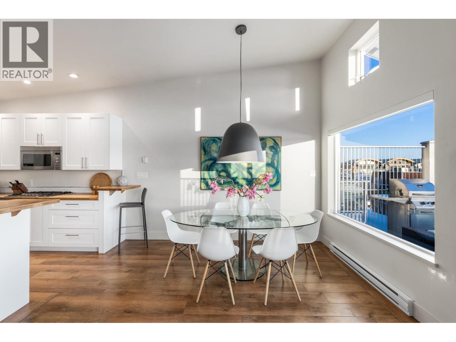 Frsl17 415 W Esplanade Avenue, North Vancouver, British Columbia  V7M 1A6 - Photo 19 - R3112350