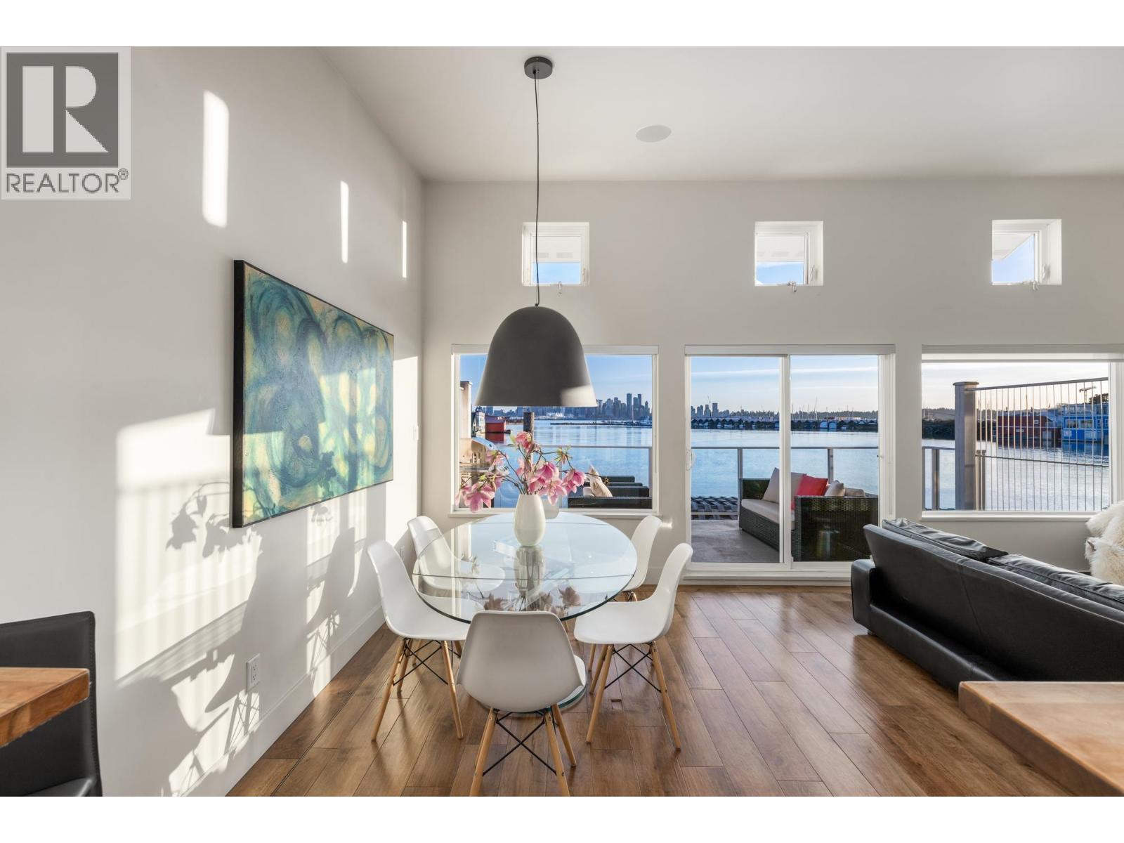 Frsl17 415 W Esplanade Avenue, North Vancouver, British Columbia  V7M 1A6 - Photo 22 - R3112350