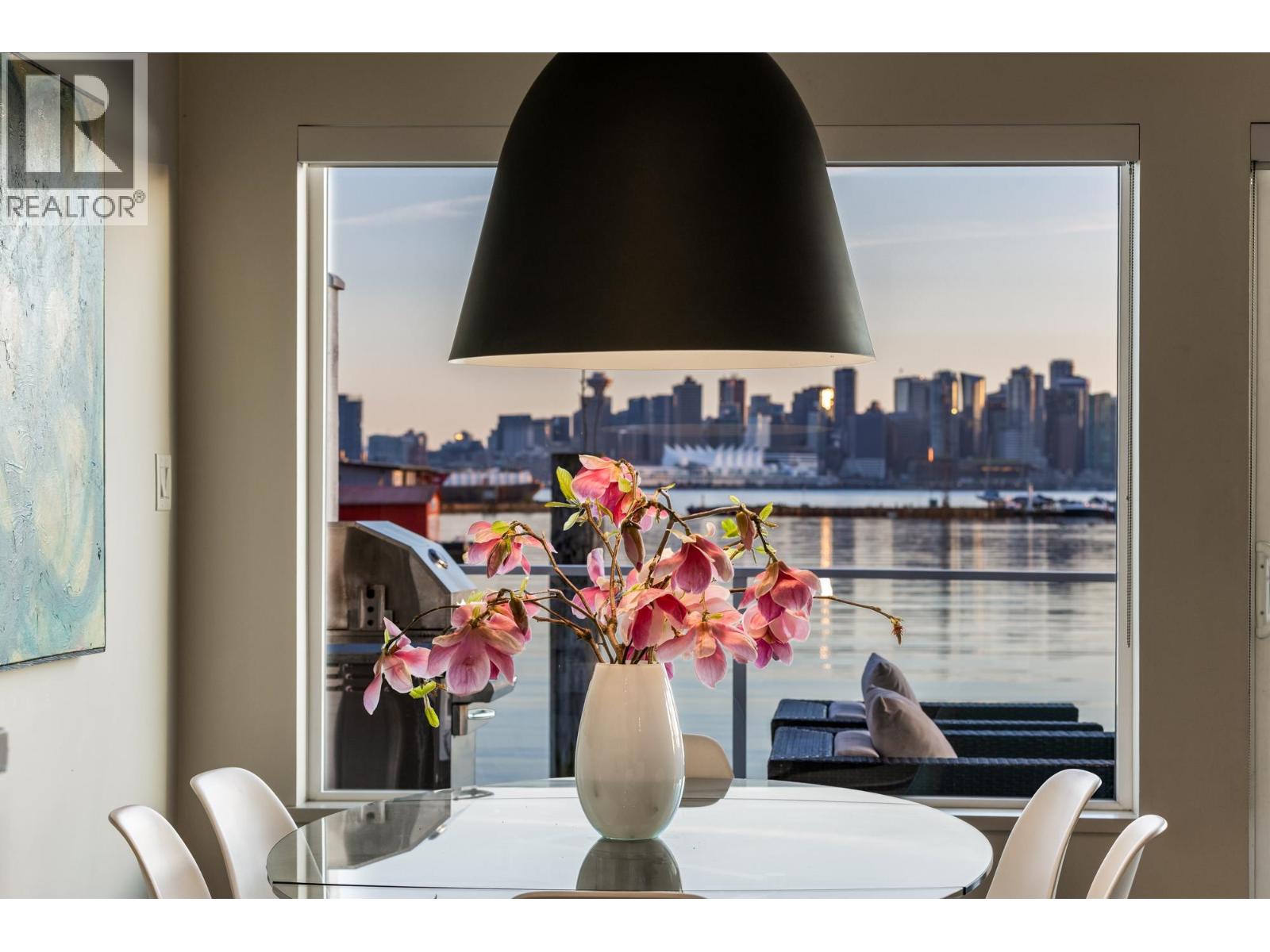 Frsl17 415 W Esplanade Avenue, North Vancouver, British Columbia  V7M 1A6 - Photo 26 - R3112350