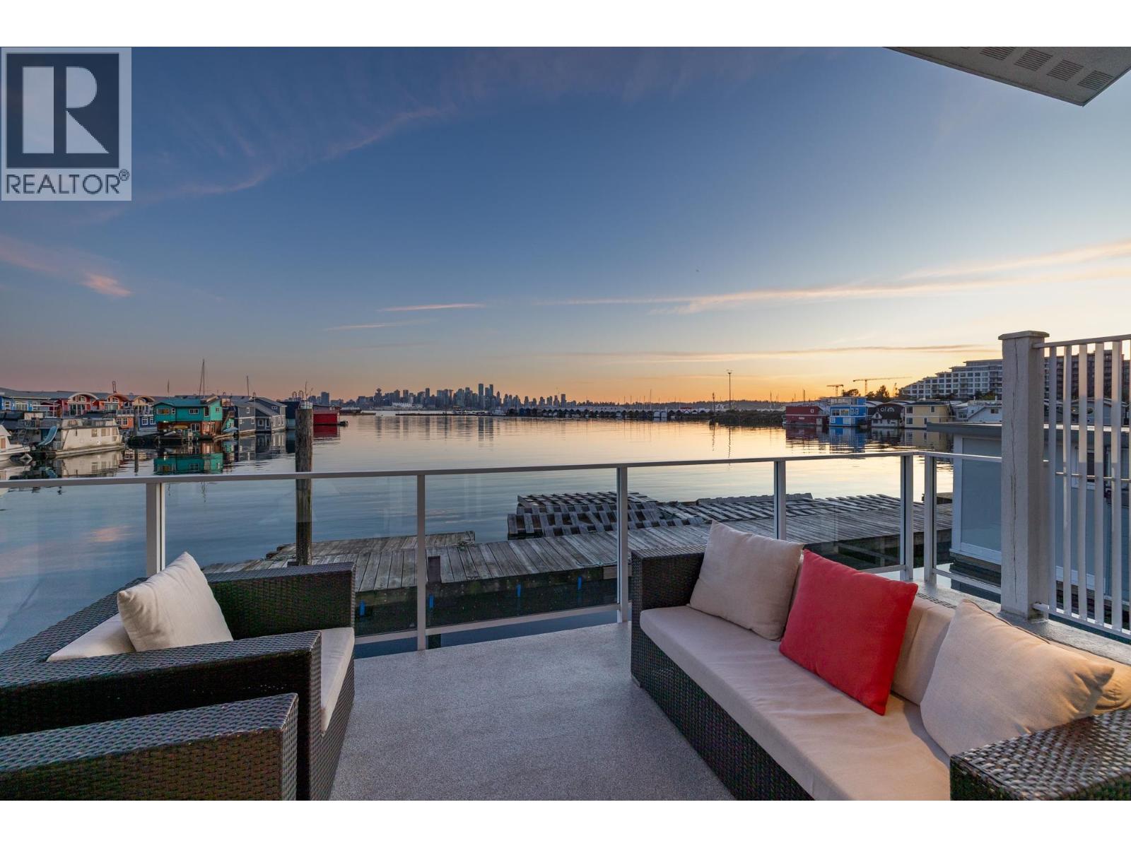 Frsl17 415 W Esplanade Avenue, North Vancouver, British Columbia  V7M 1A6 - Photo 30 - R3112350