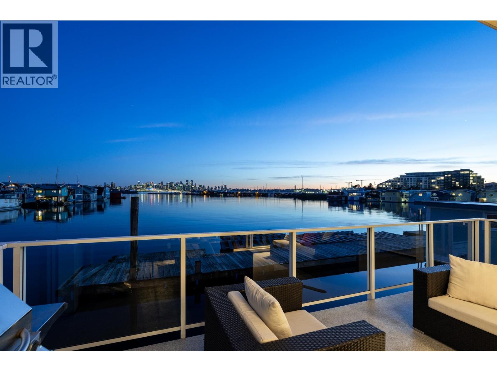 Frsl17 415 W Esplanade Avenue, North Vancouver, British Columbia  V7M 1A6 - Photo 39 - R3112350