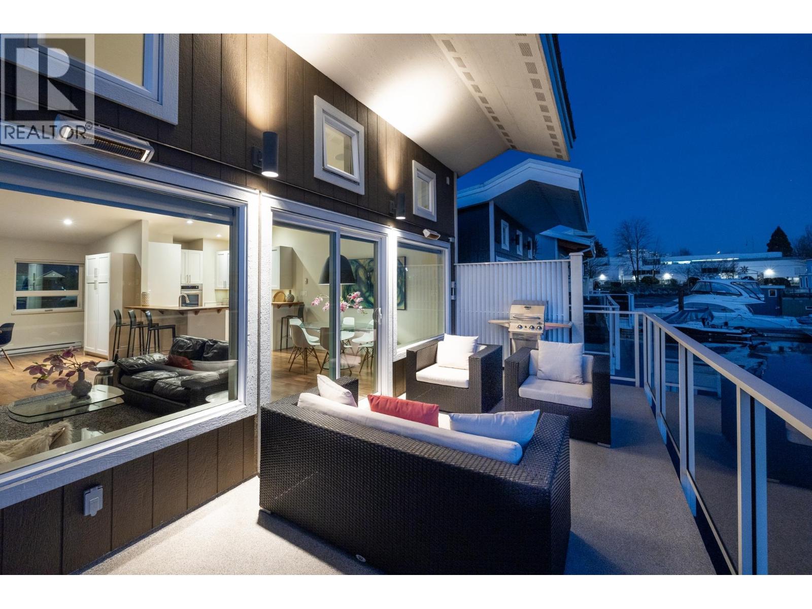 Frsl17 415 W Esplanade Avenue, North Vancouver, British Columbia  V7M 1A6 - Photo 40 - R3112350